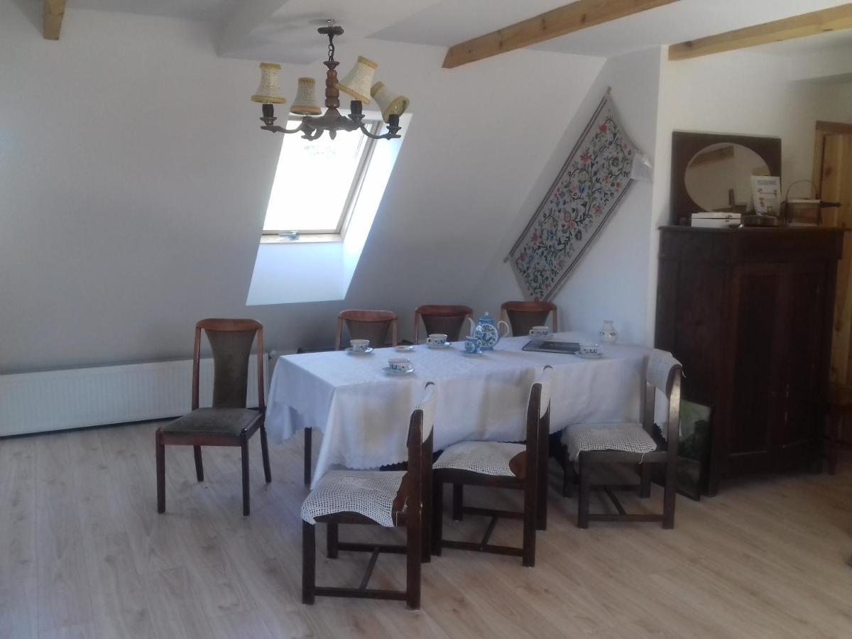 Bed and Breakfast Izdebka W Zaciszu Czarna Dabrowka Exteriér fotografie